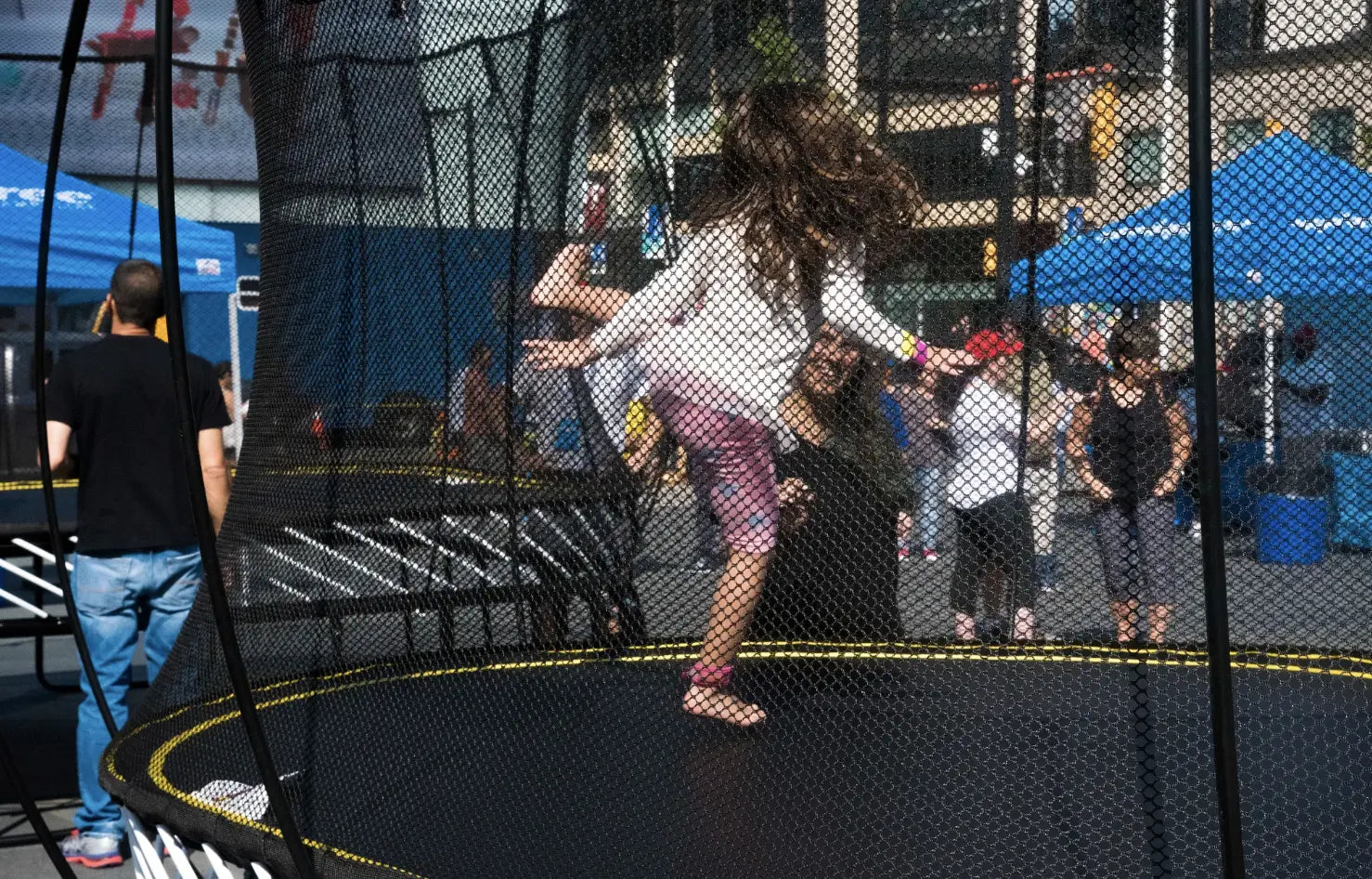 OFFRE EXCEPTIONNELLE – 5 Trampolines R79 Moyen Rond en Ex-Démo !