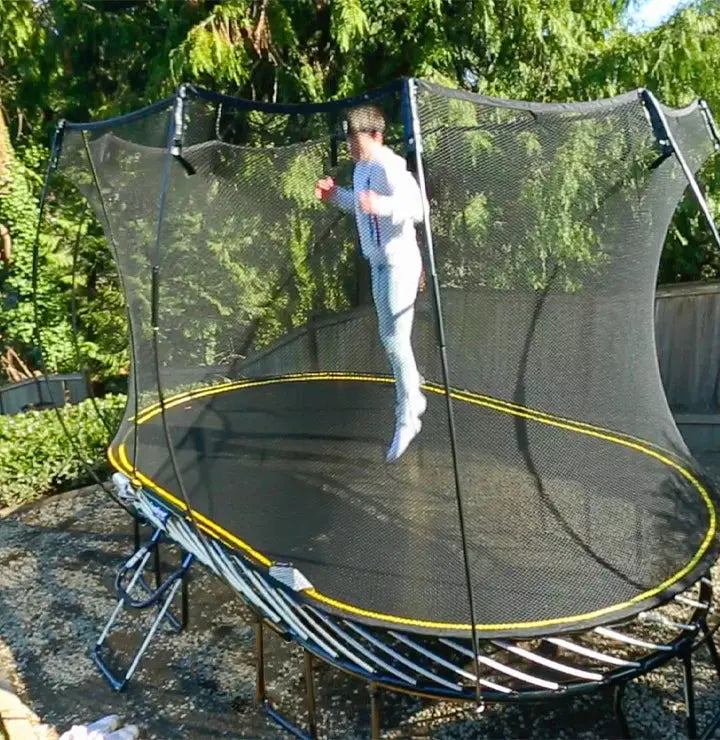 Trampoline jardin : comment choisir la taille idéale pour votre espace