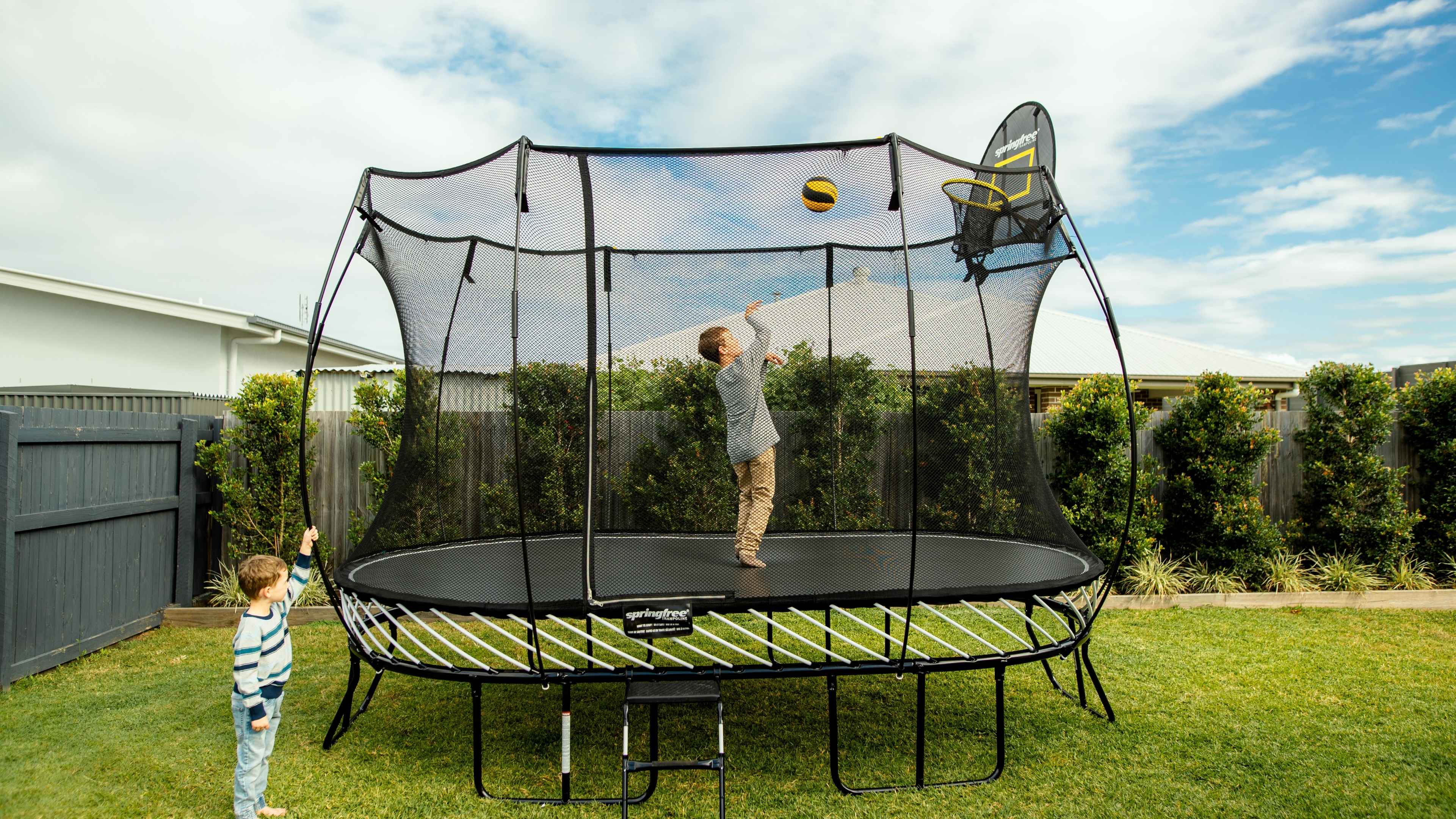 Guide complet pour choisir le safest trampoline en 2026