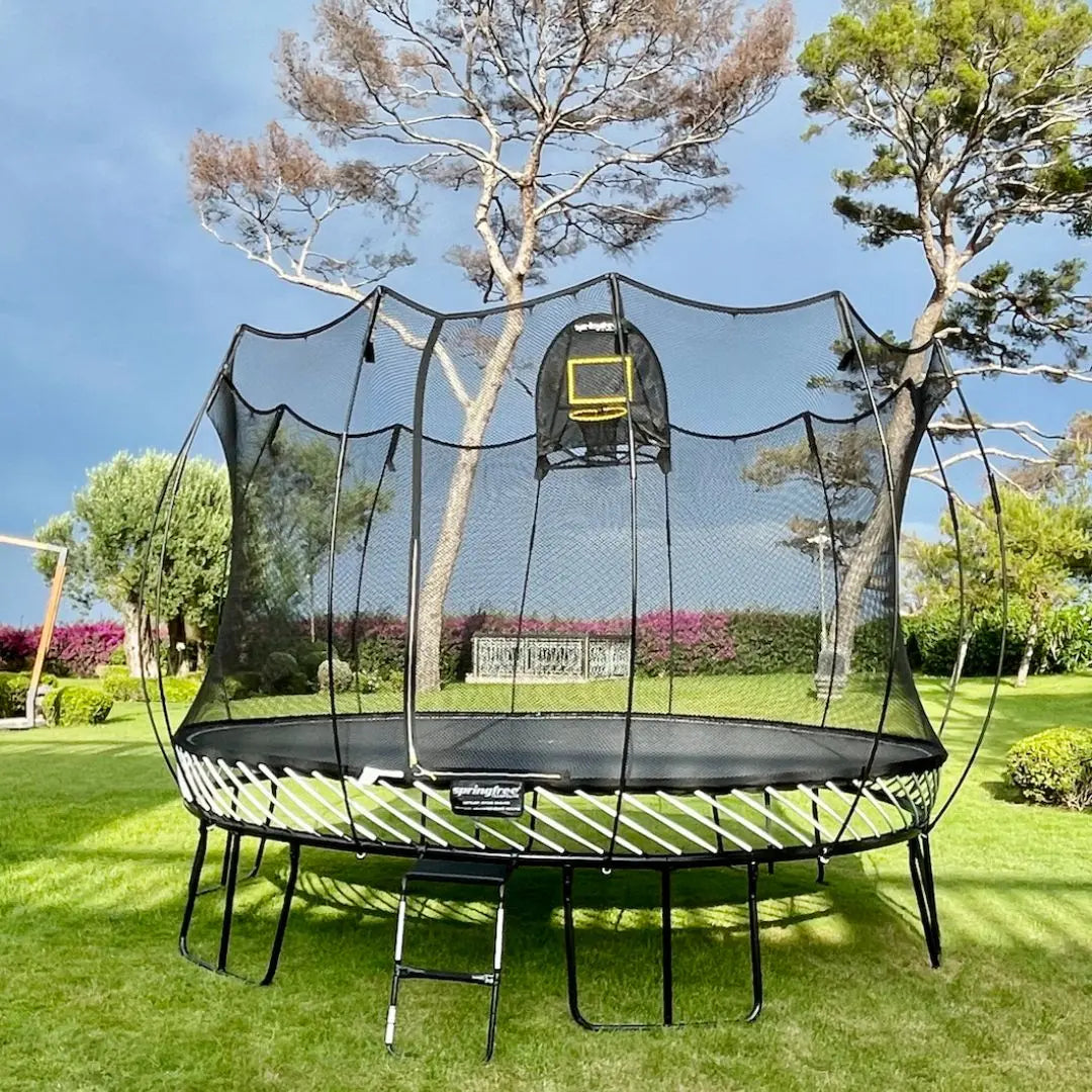 Trampoline avec filet de sécurité : le choix ultime pour jouer en toute sérénité