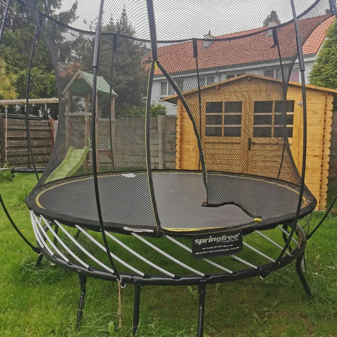 Trampoline extérieur : plaisir, sécurité et design avec Springfree
