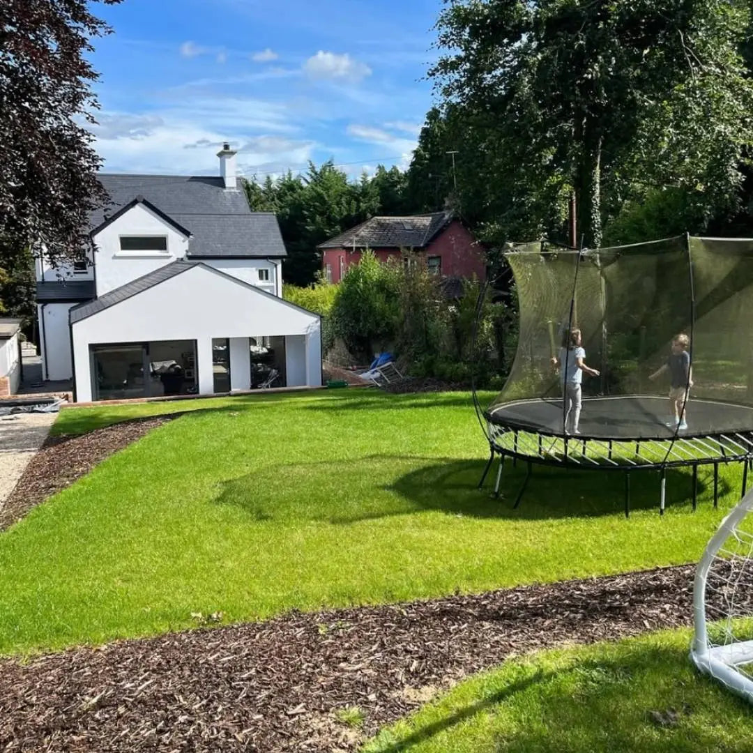 Trampoline design : pourquoi Springfree est le leader récompensé